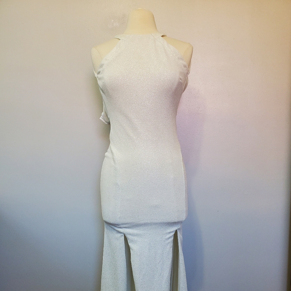 Elegant White Maxi Dress